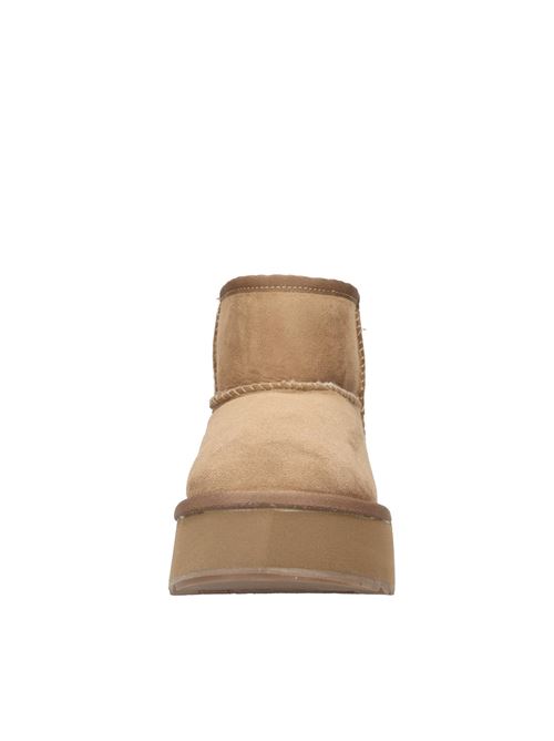 Stivaletto modello VEGA in camoscio HOOR | VEGA REGULARTAUPE